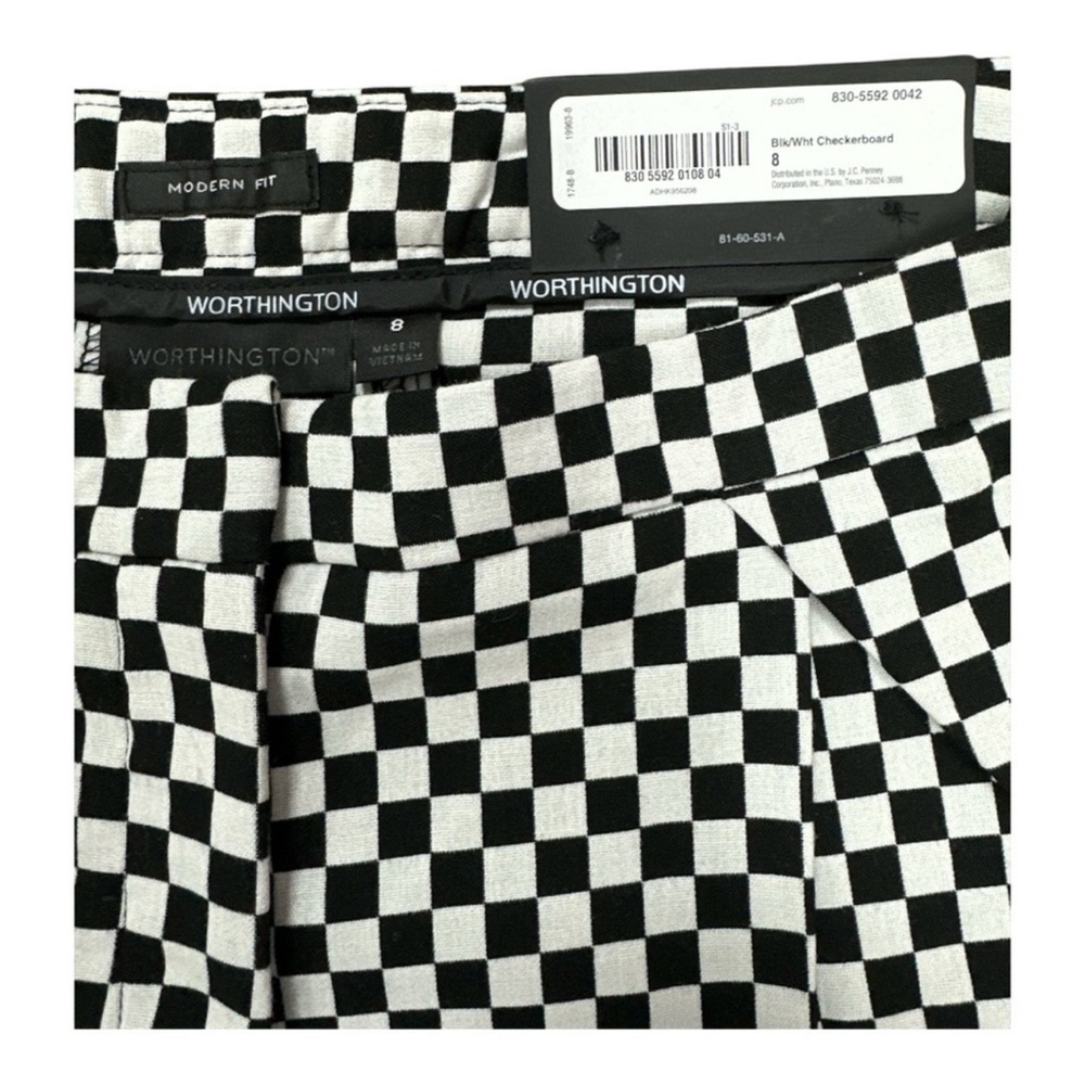 Worthington Modern Fit Black + White Checkered Shorts - Picture 3 of 8